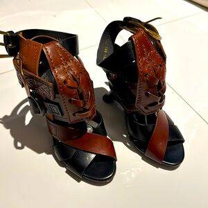 NWT Tom Ford gladiator wedge pumps strapping brown black leather buckle